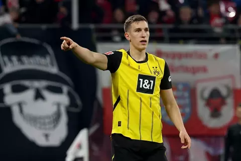 تقارير: باريس سان جيرمان يسعى لضم شلوتربيك من دورتموند
